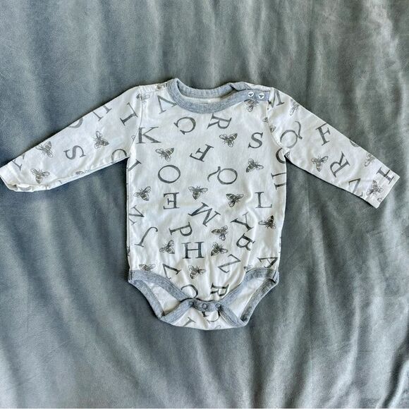 4/$10 - Burts Bees Baby Long Sleeve Bodysuit - Picture 2 of 6